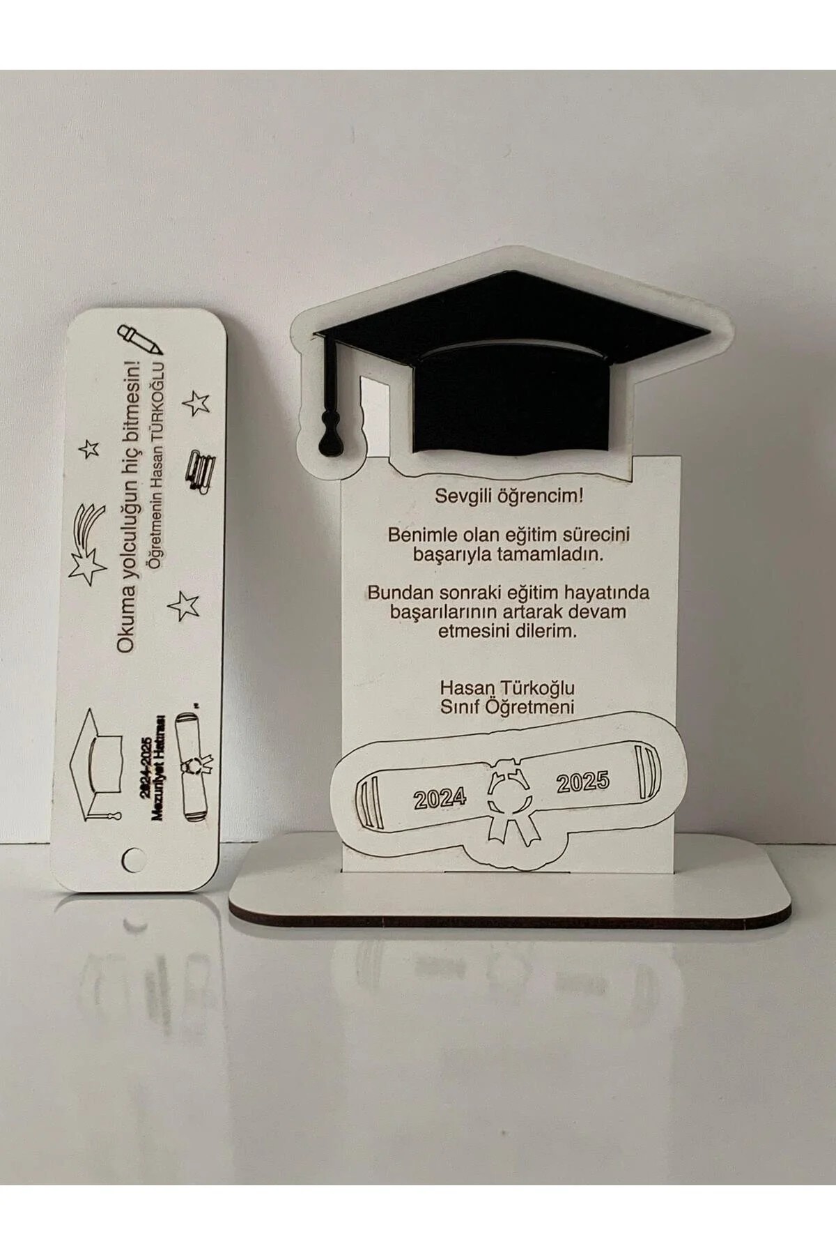 Öğretmenden Öğrenciye Mezuniyet Hediyesi