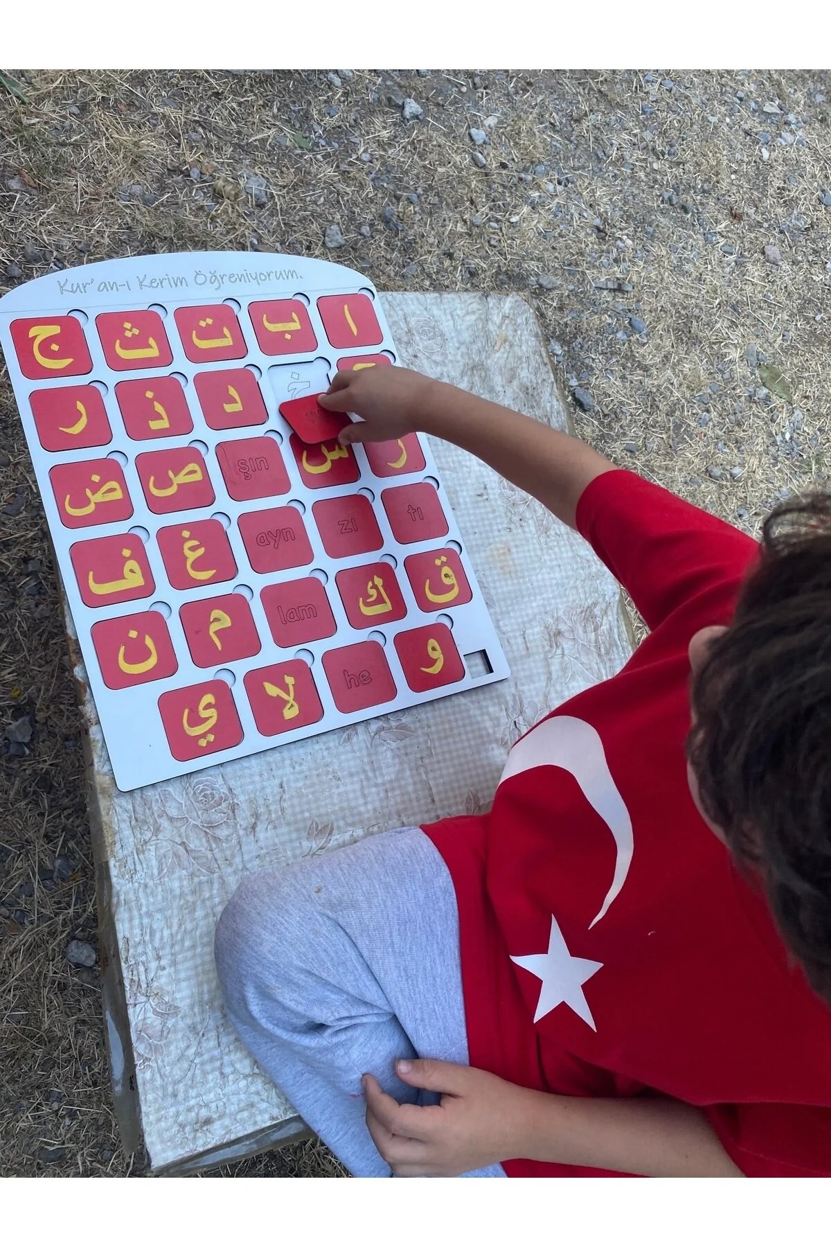 ElifBa Öğretici Kur'an Alfabesi Öğreniyorum İsim Yazılabilen Ahşap Yapboz Harf Panosu - Görsel 3